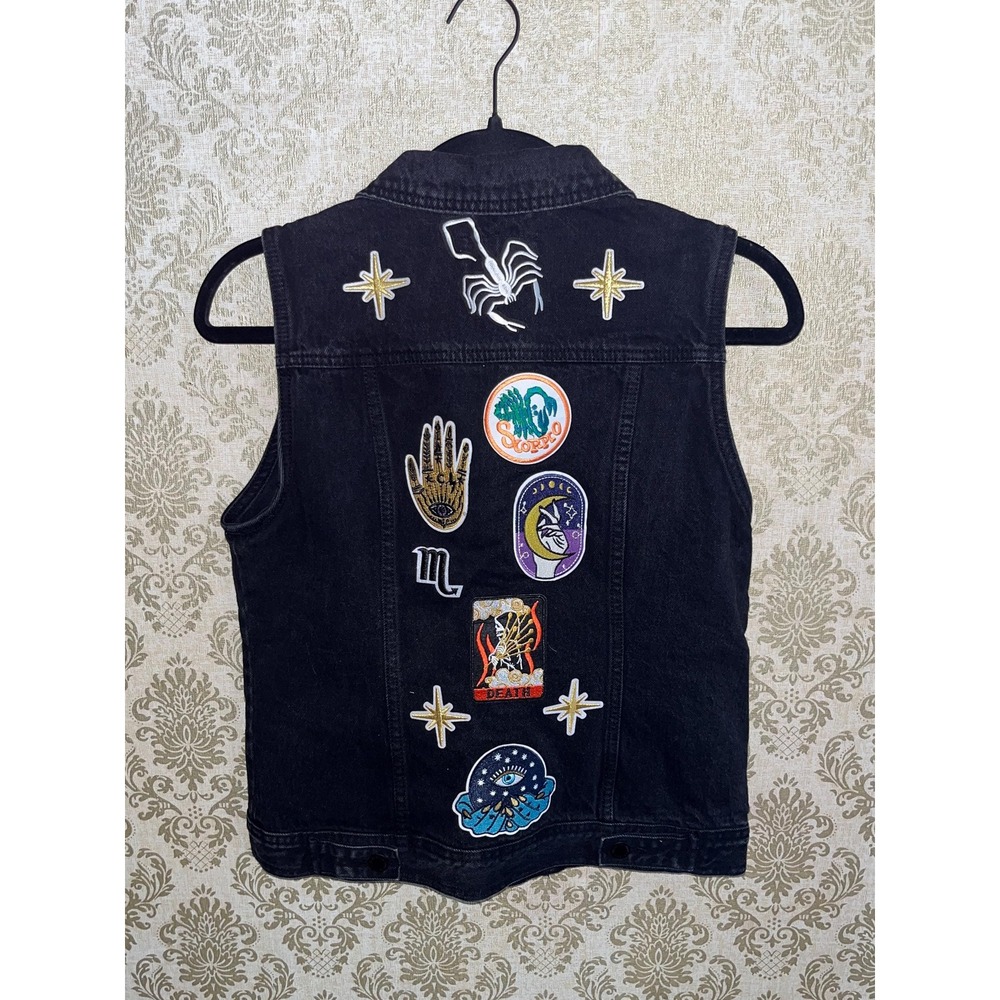 Scorpio Zodiac Scorpion Water Sign Women's Denim Jean Vest Upcycled OOAK Sz. XS - Picture 2 of 9
